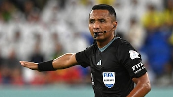 Iván Turpán será el árbitro entre Colombia y Suiza en los octavos de final del Mundial 2026: es recordado por esta razón