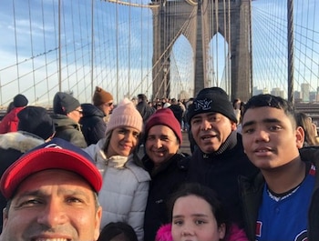 el ex futbolista y dos