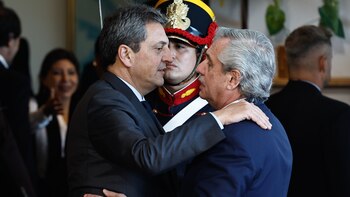 Fernández acepta la renuncia de