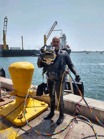 Jesús María Sánchez, buzo profesional cartagenero de 57 años, murió durante labores de inspección submarina en una termoeléctrica de La Guajira - crédito Buceo Industrial Iberoamericano/Facebook