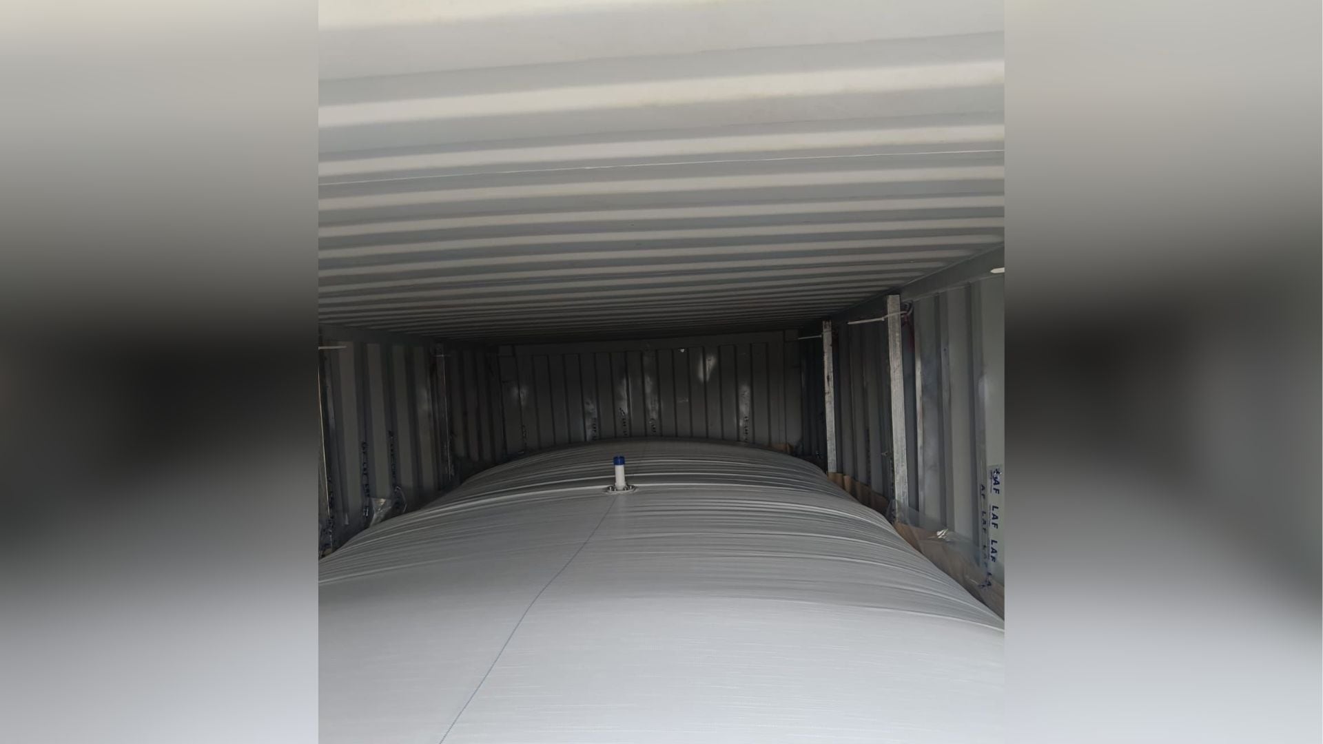 Carga robada con valor de medio millón de pesos. (FOTO: X: @SS_Edomex)