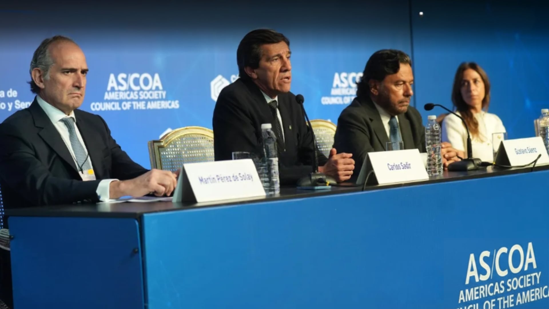 Durante el Council de las Américas que tuvo lugar esta semana, Carlos Sadir, gobernador de Jujuy, defendió el RIGI y afirmó que las inversiones generan “un derrame en nuestros proveedores mineros y de otros sectores también” (Foto: AS/COA)