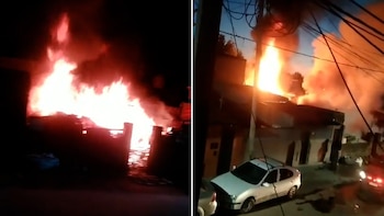 Rosario: un impactante incendio destruyó una casa e investigan si fue intencional