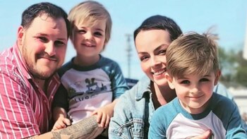 Heather Candrilli junto a su