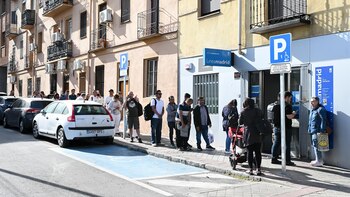 Ayuntamiento de Madrid registra un salto de 1.500 a 5.500 citas diarias tras abrirse en proceso de regularización