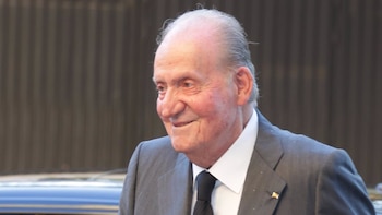 La Asamblea Nacional francesa y la prensa del país, confusas por el premio al rey Juan Carlos: “Es extraño que una figura tan controvertida reciba un premio”