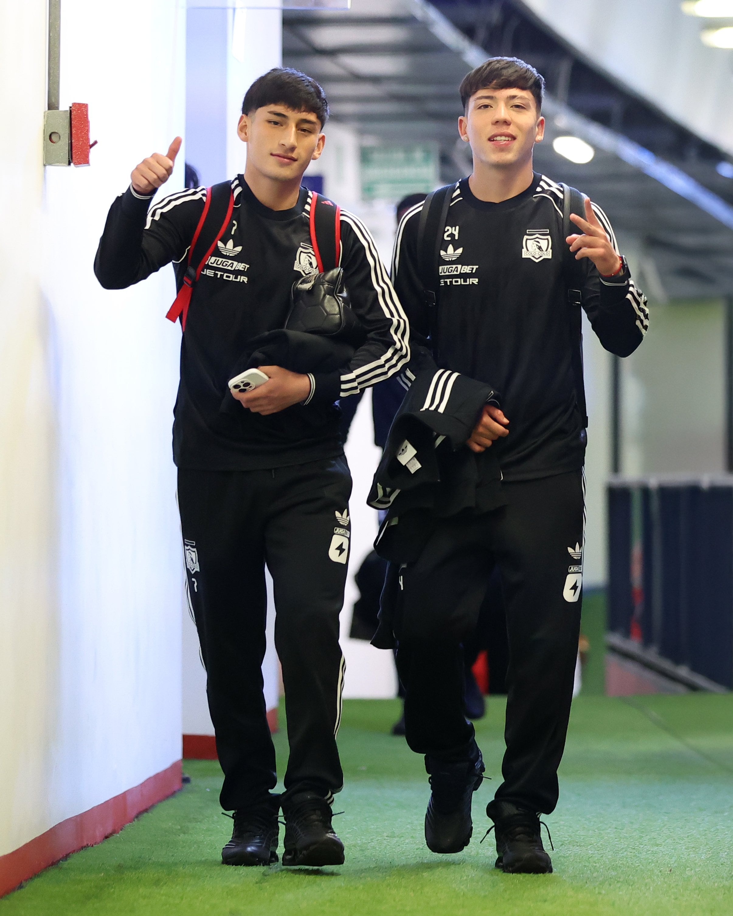 Los jugadores de Colo Colo arribaron al estadio El Campín - crédito @ColoColo/X