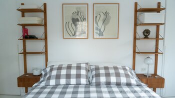 Cada revestimiento, mueble fijo, biblioteca,