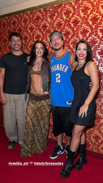 Emilia, Nico y Dai Fernández