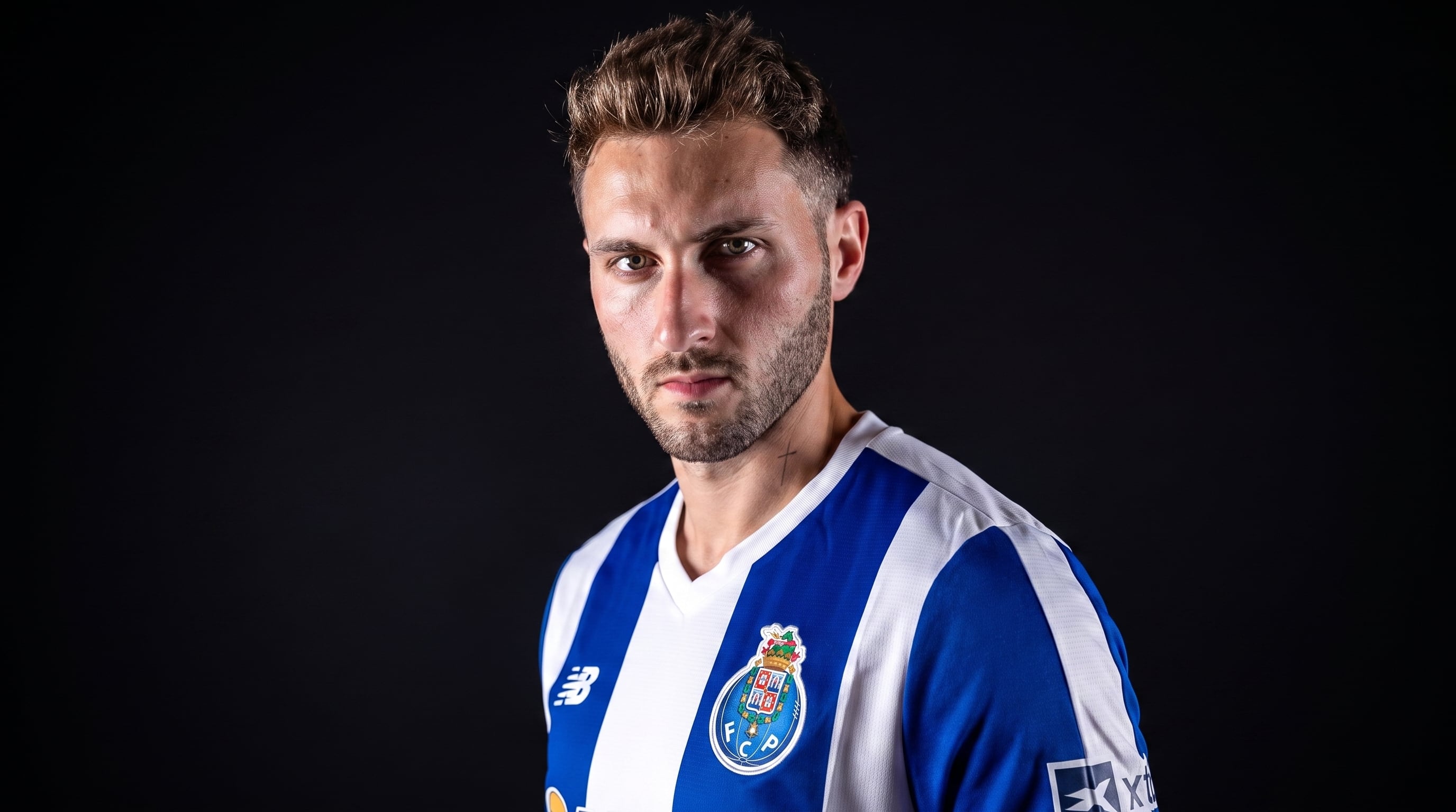 Porto oficializó la llegada de Santiago Giménez a préstamo para la temporada 2026-2027, con vigencia del acuerdo hasta el 30 de junio de 2027. (Imagen Ilustrativa Infobae)