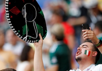 México clasificó por primera vez en su historia a unos cuartos de final. (REUTERS/Carlos Garcia Rawlins)