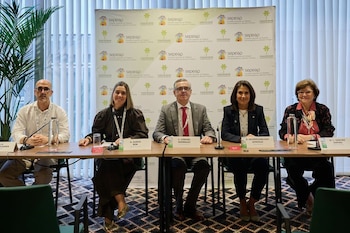 16/10/2026 SEPEAP denuncia que el pediatra de Atención Primaria "no está muy bien cuidado por la Administración".
La secretaria de la Sociedad Española de Pediatría Extrahospitalaria y Atención Primaria (SEPEAP), la doctora María del Carmen Sánchez Jiménez, ha denunciado este viernes que el pediatra de Atención Primaria "no está muy bien cuidado por la Administración", y es que no tiene ni "continuidad", ni "estabilidad".
SALUD
SEPEAP