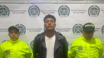 Los seducía, los robaba y