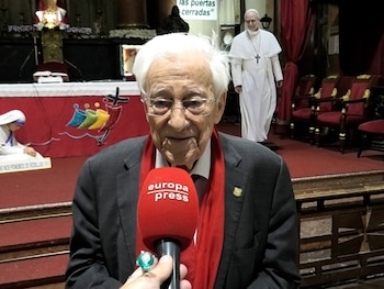 El padre Ángel hablando con la prensa en la parroquia de San Antón de Madrid
EUROPA ESPAÑA SOCIEDAD
EUROPA PRESS REPORTAJES