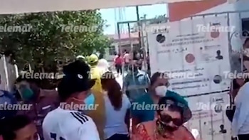 Regidor agrede a ciudadanos al ser cuestionado