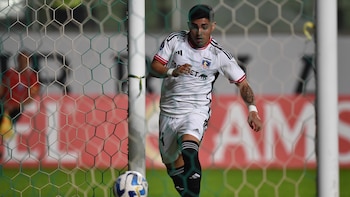 El delantero chileno del Colo