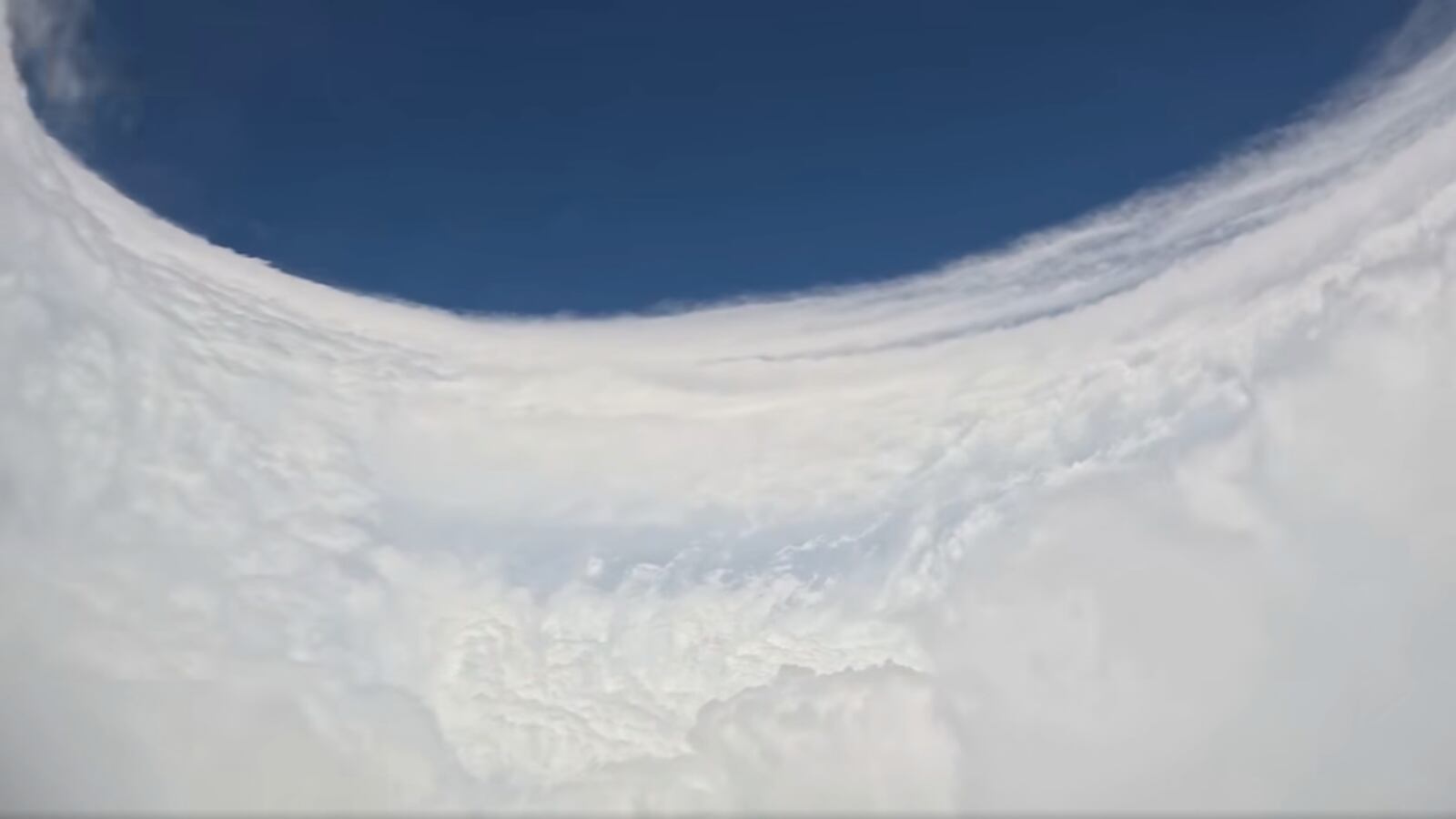 Huracán Polo: avión cazahuracanes muestra impresionantes imágenes dentro del ojo del ciclón