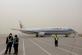 La tripulación de un avión