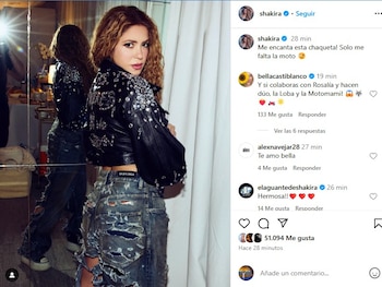 Shakira presentó un outfit con