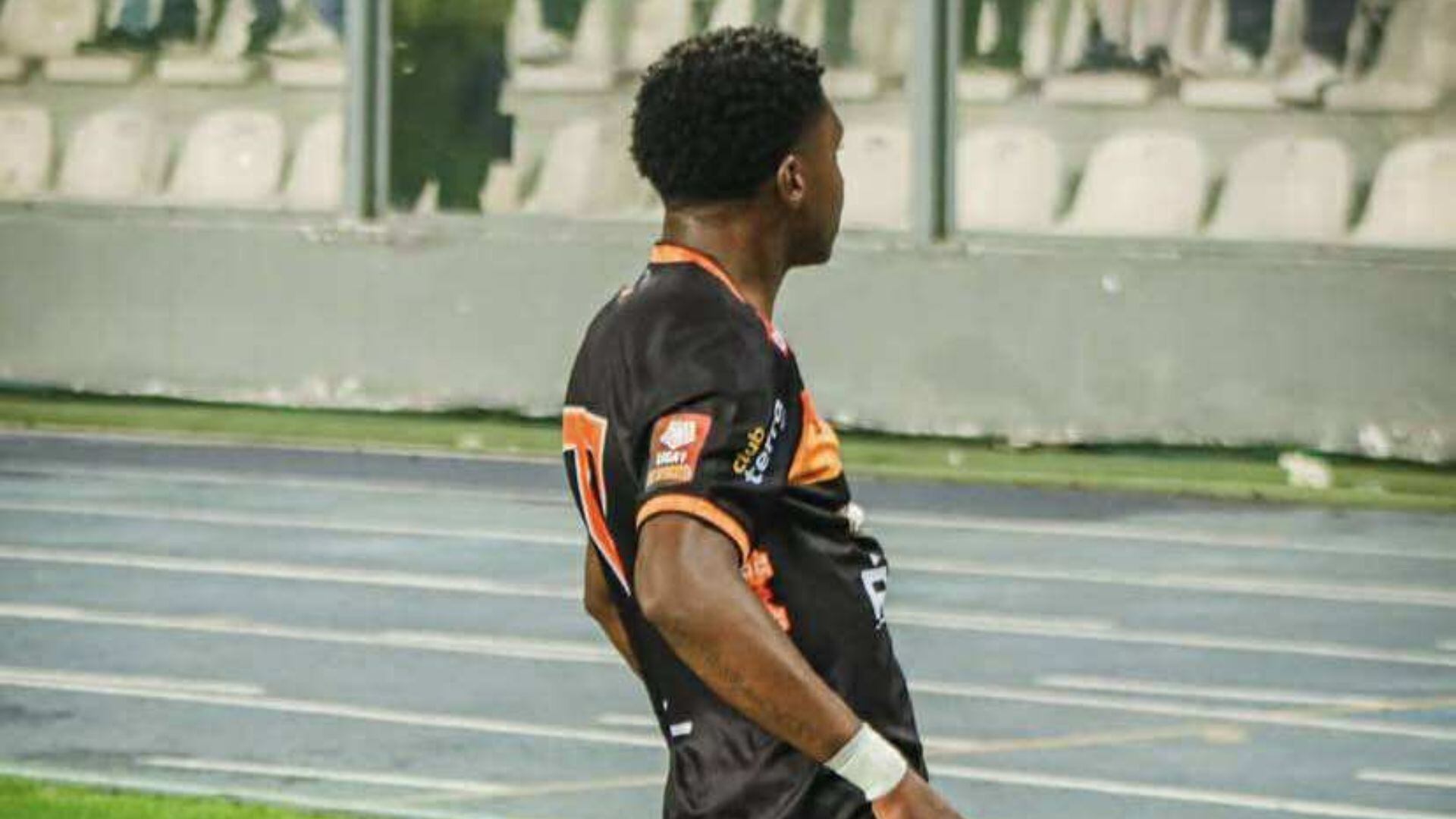 Juan Lucumí, autor del empate ante Universitario, en el Nacional. - Crédito: Ayacucho FC