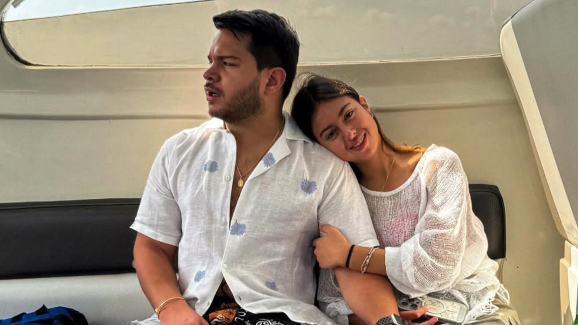 Nicolás Alcocer Petro publicó un mensaje en redes sociales defendiendo a su hermana Antonella - crédito @nicolas.alcocerpetro/Instagram