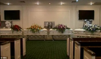 Los ataúdes de la familia