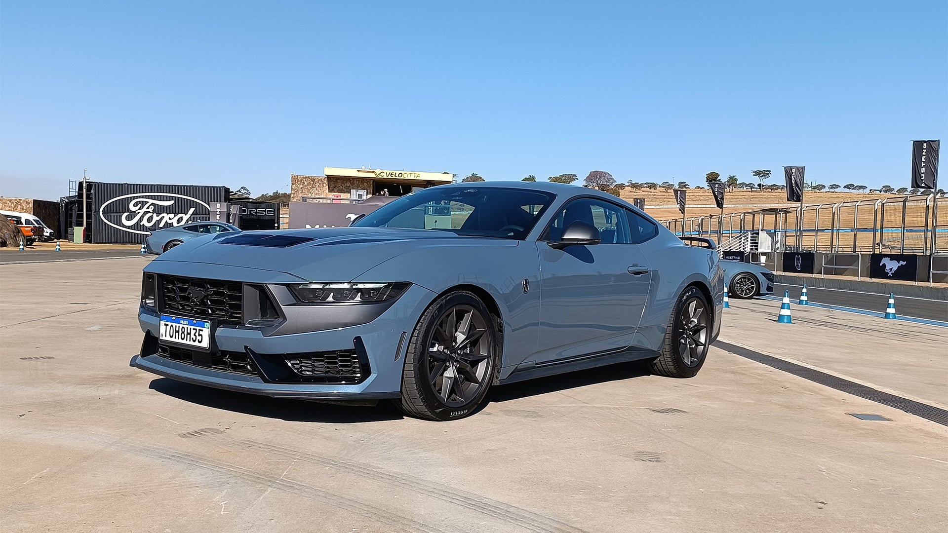 Los dos modelos de Ford Mustang tuvieron la doble de precio por impuestos internos y arancel extrazona, con retracciones de un 22% y un 26%