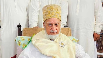 Muere a los 93 años Mir George Ali Murad Khan II, el rey que sobrevivió a un disparo de su padre y a la desaparición de su reino