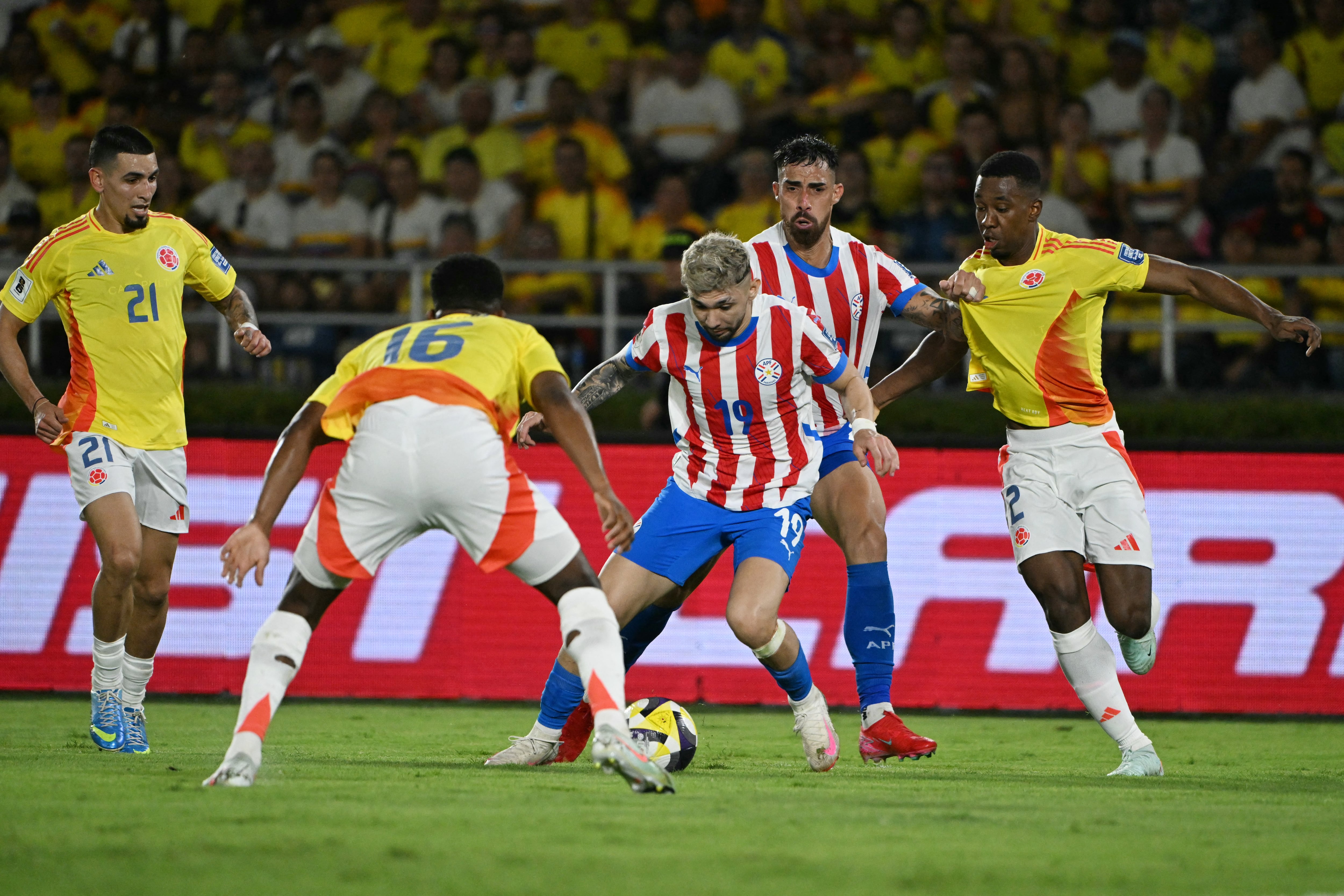 Julio Enciso amargó la noche de Colombia en Barranquilla por la fecha 14 de las Eliminatorias Sudamericanas camino al Mundial de 2026-crédito Luis Acosta/AFP