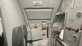 La salida de emergencia de