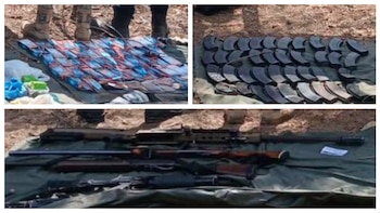 Armas localizadas en los vehículos abandonados. Crédito: SSP Sinaloa