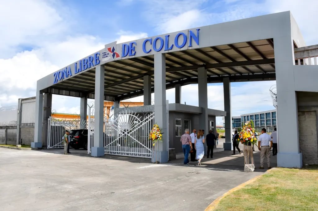El informe identifica a la Zona Libre de Colón como un punto estratégico para el comercio regional, aunque también señala la necesidad de reforzar los controles para evitar su utilización por redes dedicadas al comercio ilícito. Tomada de la ZLC