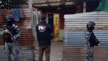 Detuvieron a una mujer por