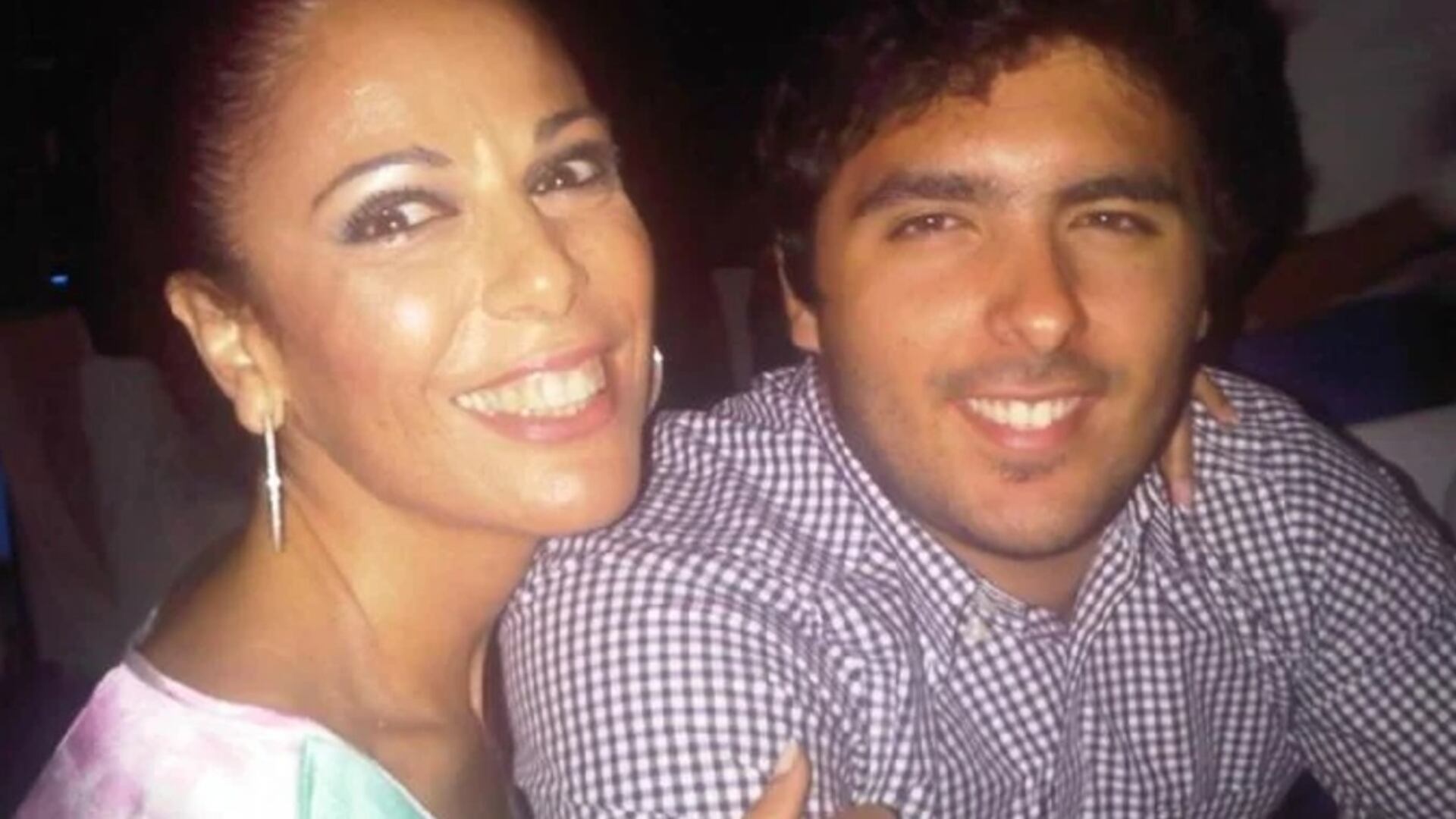 Iliana Calabró mostró su felicidad por convertirse en abuela