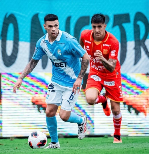 Agustín Álvarez Wallace se adueñó de un puesto en la volante de Sporting Cristal y destacó ante Atlético Grau. - créditos: Sporting Cristal