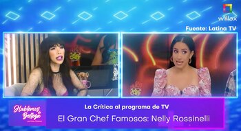 Nicole Akari critica a Nelly