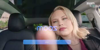 Videollamada por Zoom desde un