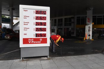 En las estaciones de servicios