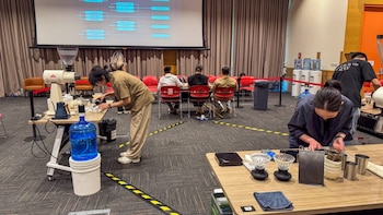 A participação na Singapore Coffee Experience permitiu à delegação salvadorenha promover a qualidade do seu café e construir relacionamentos estratégicos para expandir seu alcance no competitivo mercado asiático (Foto cortesia da Embaixada de El Salvador na Ásia)