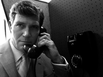 Matt Rippy, como James Wilson,