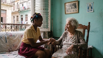 Adolescentes desde los 15 años dedican una hora de cuidado familiar semanal, según el Observatorio de Cuba
