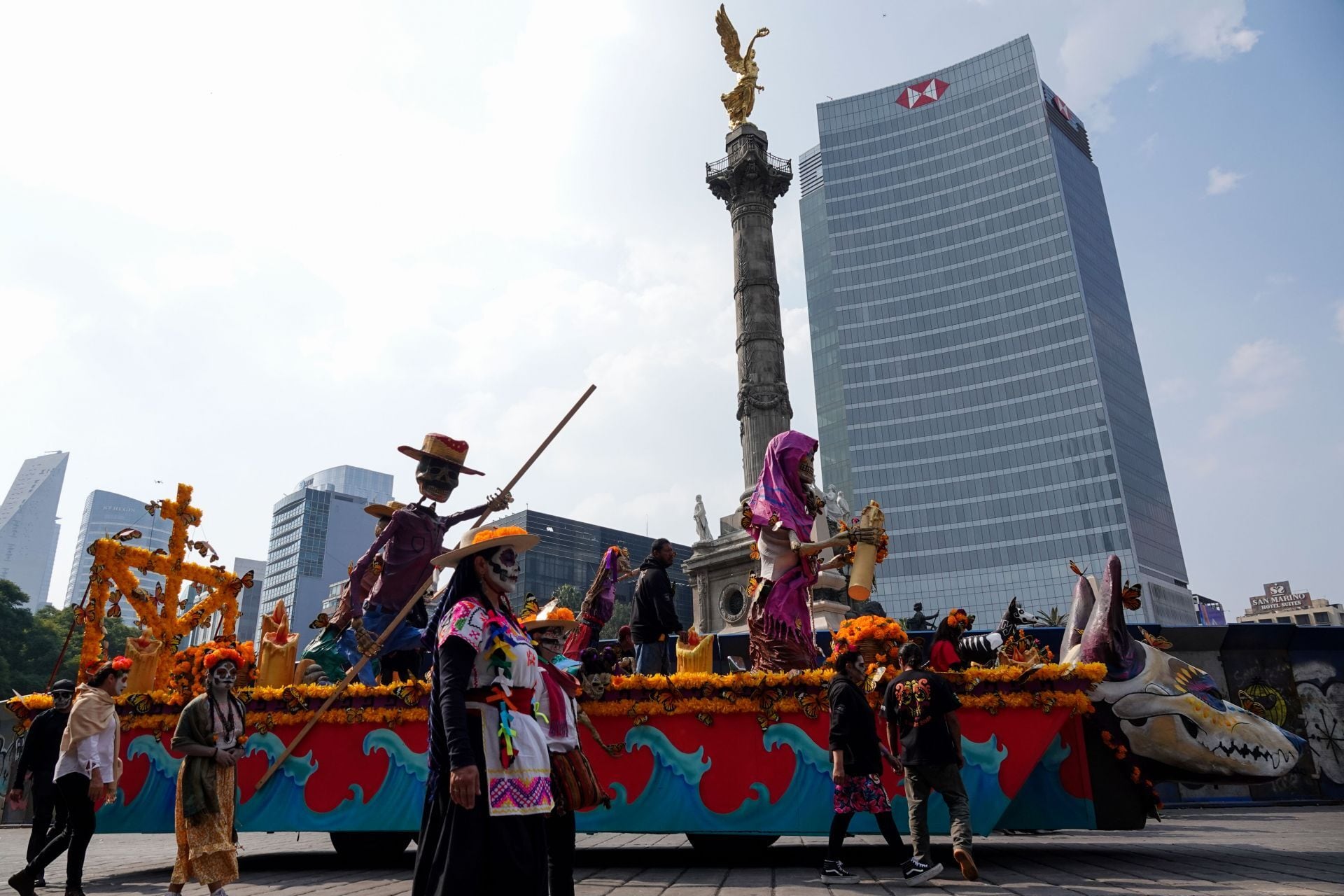 El Sendero del Cempasúchil, altares, música, gastronomía y actividades nocturnas formarán parte de la propuesta de los festejos, que se extenderán hasta Mixquic, Chapultepec, Tlalpan y Ciudad Universitaria. (Cuartoscuro)