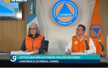 Claudinne Ogaldes, secretaria ejecutiva de Conred y Edwin Roja, director de Insivumeh. Foto captura de pantalla.