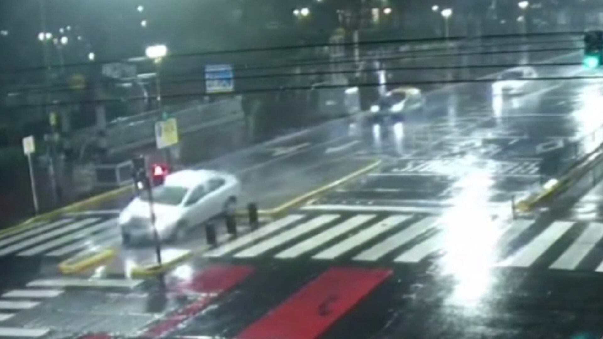 Una mujer de 32 años que iba de acompañante resultó herida