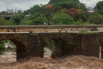 Vista de un puente sobre