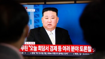 Kim Jong-un llama a un