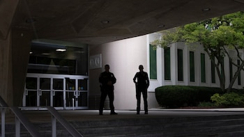 El FBI detiene a un funcionario de la CIA con 40 millones de dólares en lingotes de oro