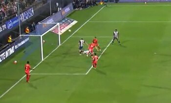 Hernán Barcos falló un clarísimo