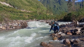 Autoridad Nacional del Agua monitorea río Yuracyacu y analiza calidad del agua tras mortandad de más de 2.5 millones de truchas