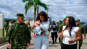 Gobernadora del Chocó pidió que “no haya bebés víctimas de la violencia” tras el rescate de los 45 secuestrados por el ELN